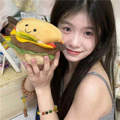 特维和他的七个女儿